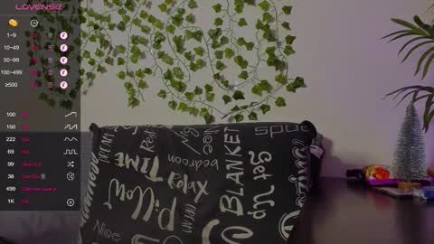 Snapshot of bravo_maestro chatting on December 20, 2025, 7:43 pm Johny Bravo online show from December 20, 2025, 7:43 pm