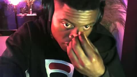 Snapshot of brayan1111x chatting on February 2, 2026, 7:40 am brayan1111x online show from February 2, 2026, 7:40 am