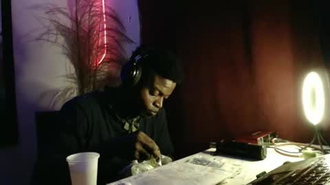 brayan1111x online show from April 7, 2026, 3:18 am