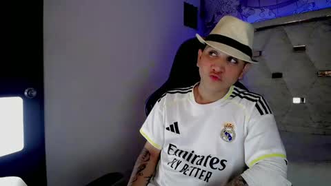 BRAYAN online show from April 28, 2026, 4:06 am