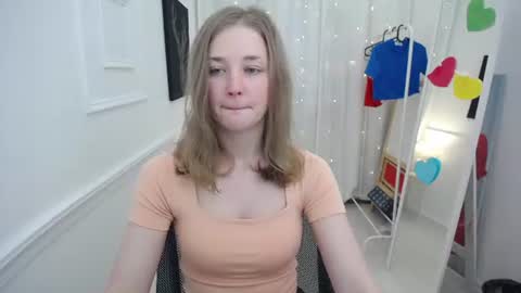 Snapshot of bree_sky chatting on July 7, 2026, 11:03 am Bree online show from July 7, 2026, 11:03 am