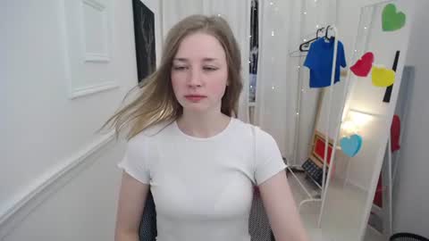 Snapshot of bree_sky chatting on July 9, 2026, 11:03 am Bree online show from July 9, 2026, 11:03 am