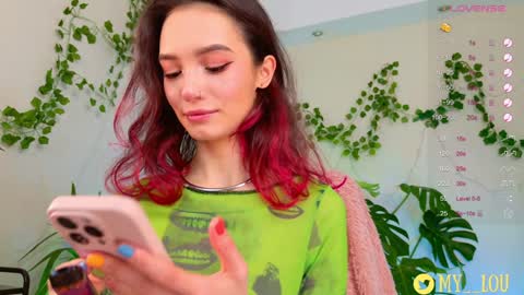 Ashley Dolce and Lou online show from January 20, 2025, 3:28 pm