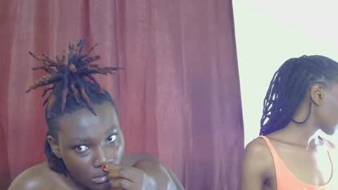 brenasweetx online show from July 19, 2026, 12:09 pm