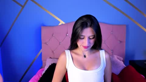 Brenda moris online show from November 18, 2025, 9:41 pm