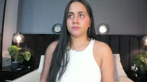 Snapshot of brenda__garcia chatting on June 5, 2026, 3:13 am online show from June 5, 2026, 3:13 am