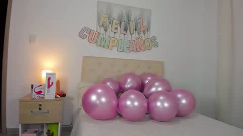 Snapshot of brenda_x_x chatting on December 19, 2024, 3:18 am Brenda online show from December 19, 2024, 3:18 am