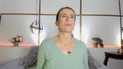 MeganBeaked online show from December 19, 2025, 12:34 pm