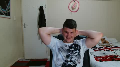 ask me lol online show from February 13, 2026, 4:30 am