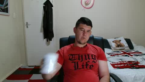 ask me lol online show from February 19, 2026, 3:35 am