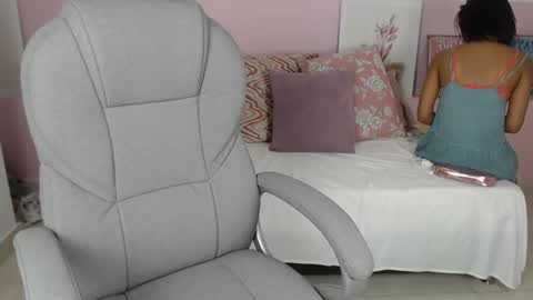 Snapshot of brendathompson_ chatting on February 6, 2025, 1:10 pm Brenda online show from February 6, 2025, 1:10 pm