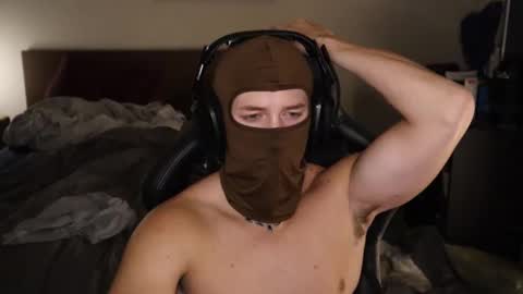 Snapshot of brentonverde chatting on November 23, 2025, 12:21 am brentonverde online show from November 23, 2025, 12:21 am