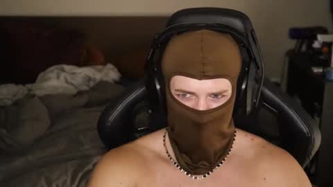 Snapshot of brentonverde chatting on November 28, 2025, 10:01 pm brentonverde online show from November 28, 2025, 10:01 pm