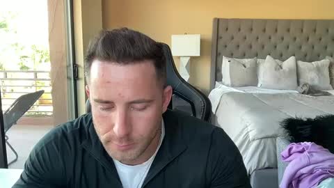 Brett Mycles online show from October 5, 2025, 9:56 pm