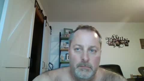 hey online show from December 6, 2024, 10:52 pm