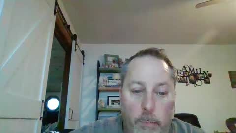 hey online show from December 10, 2024, 3:55 pm