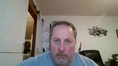 hey online show from December 26, 2024, 10:52 pm