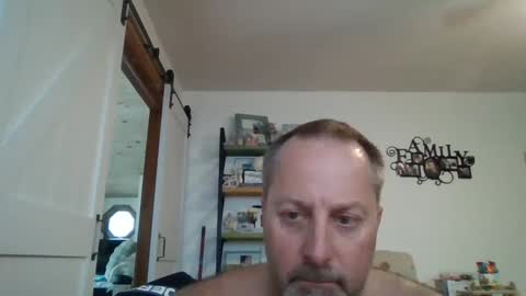 hey online show from September 23, 2025, 3:59 pm