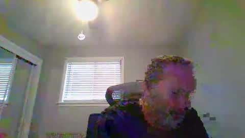 hey online show from April 19, 2026, 9:17 pm