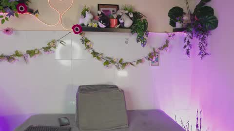 Bri cullen online show from September 30, 2025, 2:33 pm