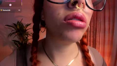 Snapshot of bri_von_dhara_ chatting on September 20, 2025, 10:49 am Bri online show from September 20, 2025, 10:49 am