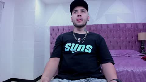 Snapshot of brian_chiki chatting on December 17, 2024, 11:38 pm Brian Chiki online show from December 17, 2024, 11:38 pm