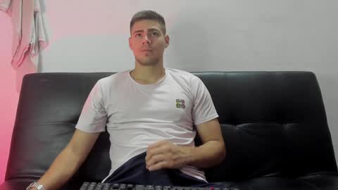 Snapshot of brian_mac chatting on January 3, 2025, 3:55 pm brian_mac online show from January 3, 2025, 3:55 pm