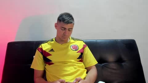 Snapshot of brian_mac chatting on January 29, 2025, 10:16 am brian_mac online show from January 29, 2025, 10:16 am