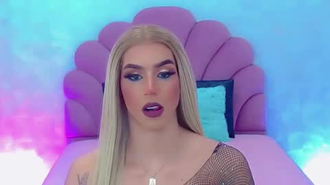 Snapshot of briana_sex32 chatting on December 11, 2024, 7:53 am BRIANA online show from December 11, 2024, 7:53 am