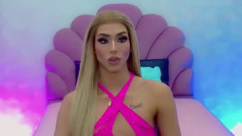 Snapshot of briana_sex32 chatting on December 29, 2024, 10:45 am BRIANA online show from December 29, 2024, 10:45 am