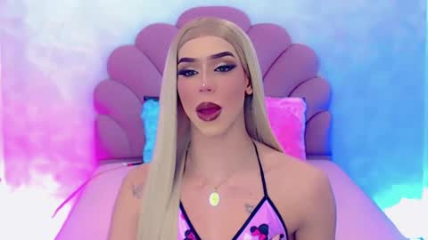 Snapshot of briana_sex32 chatting on January 28, 2025, 5:22 am BRIANA online show from January 28, 2025, 5:22 am