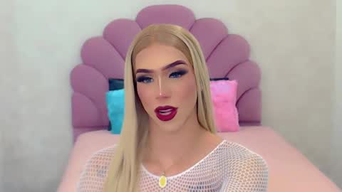 Snapshot of briana_sex32 chatting on February 6, 2025, 2:44 am BRIANA online show from February 6, 2025, 2:44 am