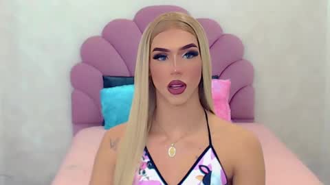 Snapshot of briana_sex32 chatting on February 7, 2025, 5:10 am BRIANA online show from February 7, 2025, 5:10 am