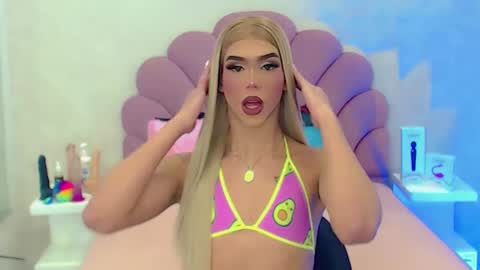 Snapshot of briana_sex32 chatting on February 27, 2025, 8:39 am BRIANA online show from February 27, 2025, 8:39 am