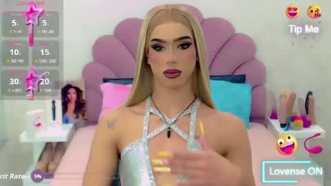 Snapshot of briana_sex32 chatting on September 12, 2025, 6:35 am BRIANA online show from September 12, 2025, 6:35 am