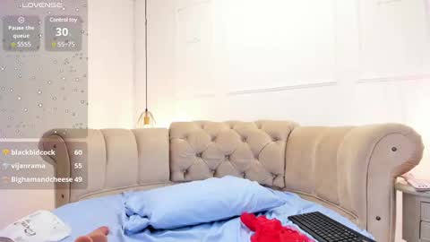 Brianna  online show from February 28, 2025, 6:52 pm