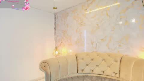 Brianna  online show from October 2, 2025, 12:01 pm