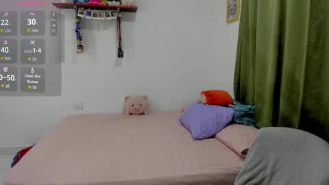 Briar online show from November 11, 2025, 12:21 am