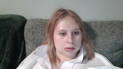 bridget_kiss online show from February 6, 2026, 3:37 pm