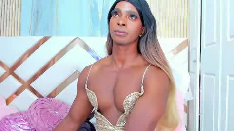Snapshot of briggittebony chatting on April 12, 2026, 2:11 pm BIRGGITTEBONY online show from April 12, 2026, 2:11 pm
