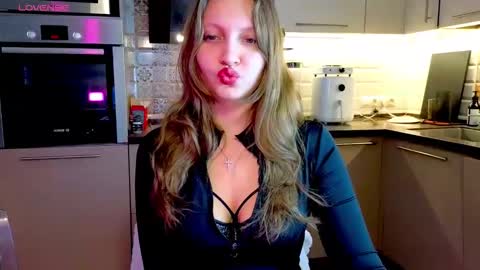 Snapshot of brightsstar chatting on February 3, 2026, 2:33 pm Mitty online show from February 3, 2026, 2:33 pm