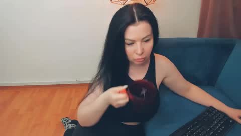 brilliantegirl_ online show from April 21, 2026, 6:52 am