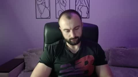 brindlefly69 online show from November 6, 2025, 11:44 am