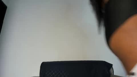 Snapshot of brionygip chatting on December 18, 2025, 12:22 pm ANGIE online show from December 18, 2025, 12:22 pm