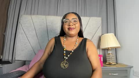 Snapshot of brionygip chatting on January 13, 2026, 12:21 pm ANGIE online show from January 13, 2026, 12:21 pm