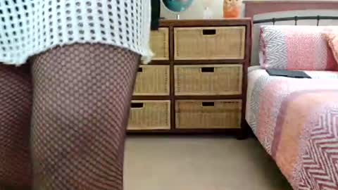 brisgee online show from June 15, 2026, 3:53 am