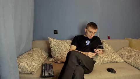 Snapshot of bristlebback chatting on March 3, 2026, 4:35 pm bristlebback online show from March 3, 2026, 4:35 pm