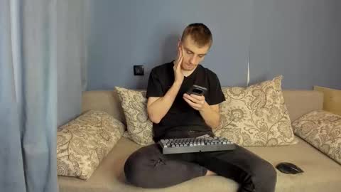 Snapshot of bristlebback chatting on March 10, 2026, 10:20 am bristlebback online show from March 10, 2026, 10:20 am