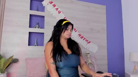 Britanny online show from October 16, 2025, 1:56 pm