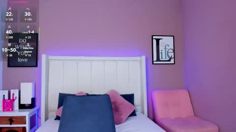 Britany online show from October 18, 2025, 8:42 pm